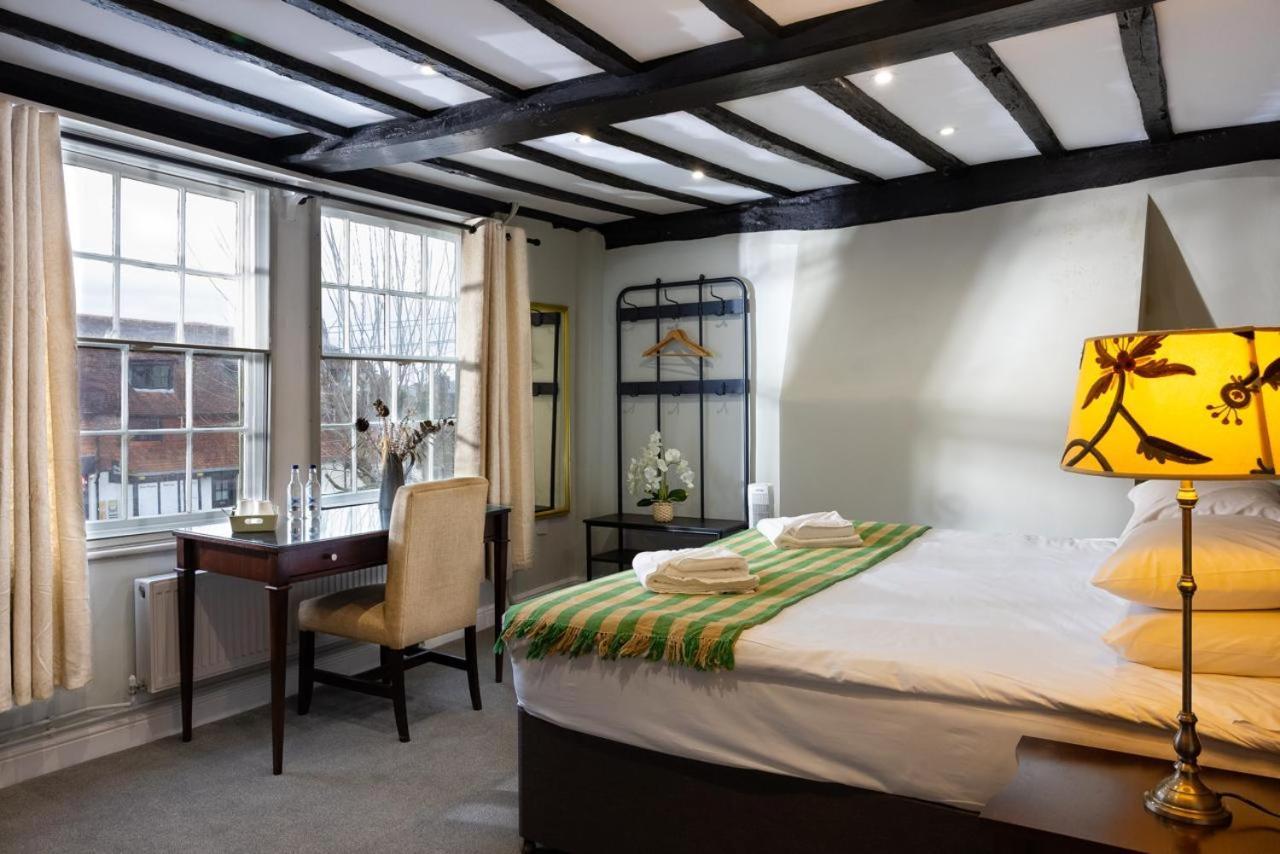 Whyte Harte Hotel Редхилл Экстерьер фото